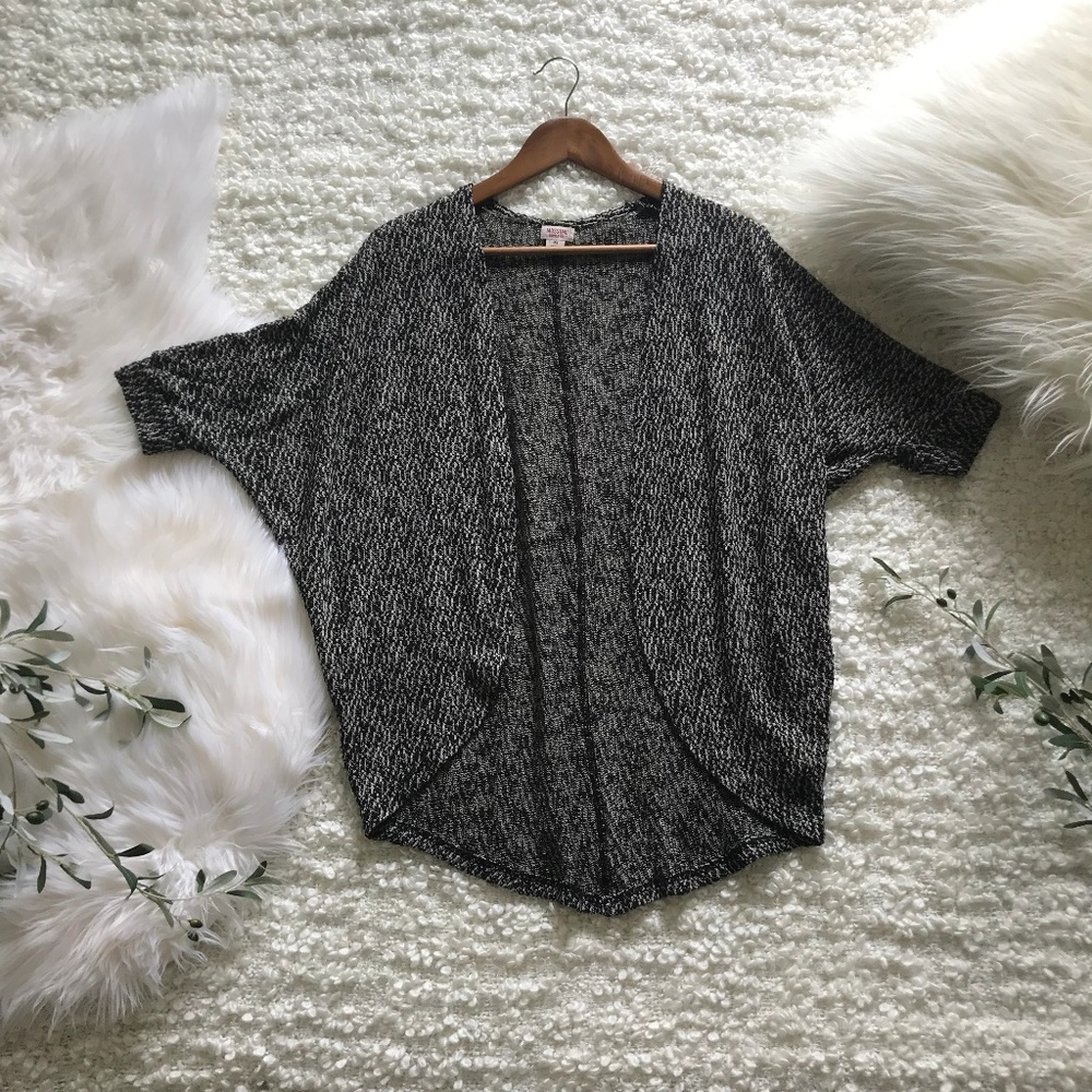 Black & Tan Batwing Open-Front Cocoon Caradigan